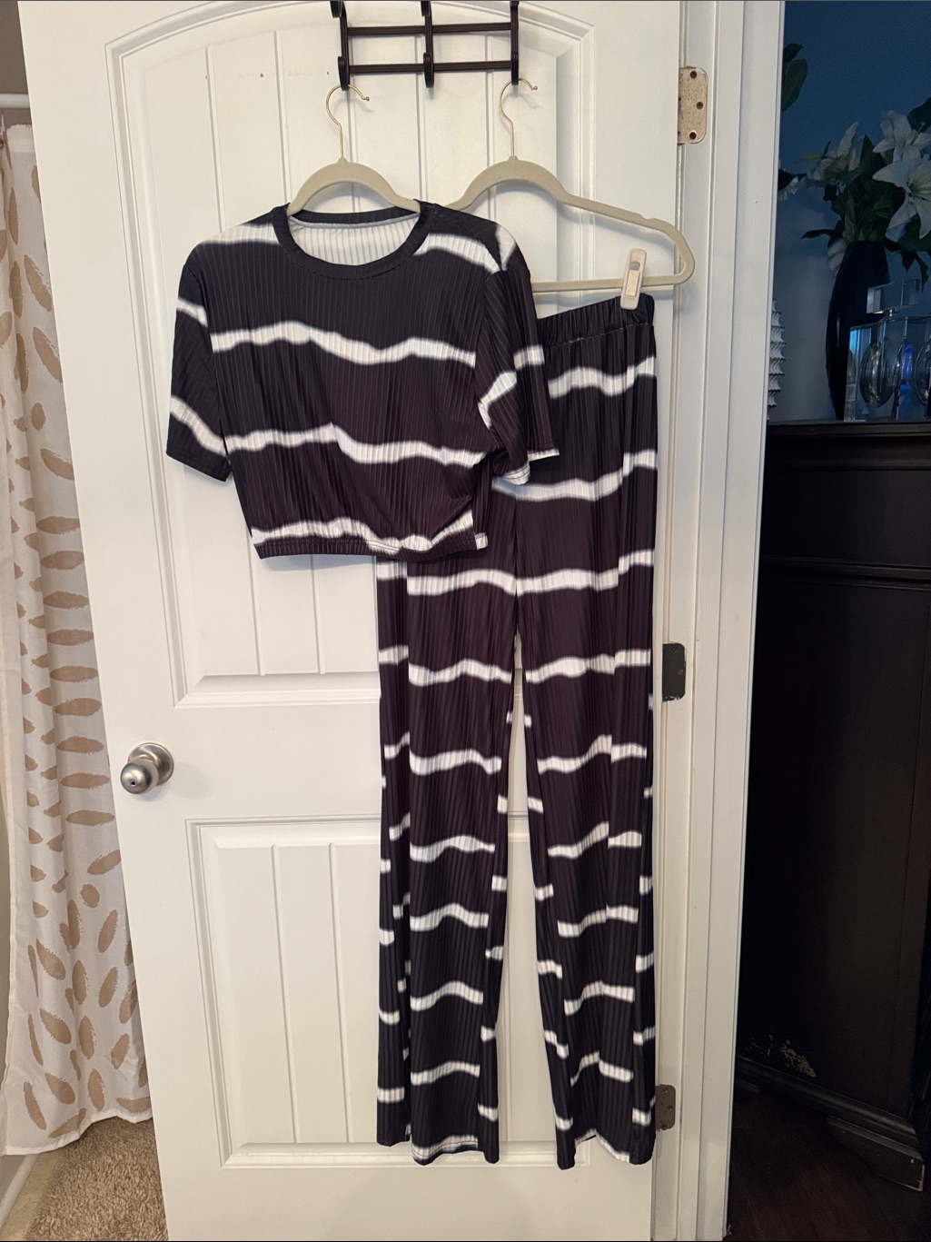 Black & White Tie-Dye Set - Short Sleeve Top & Pants
